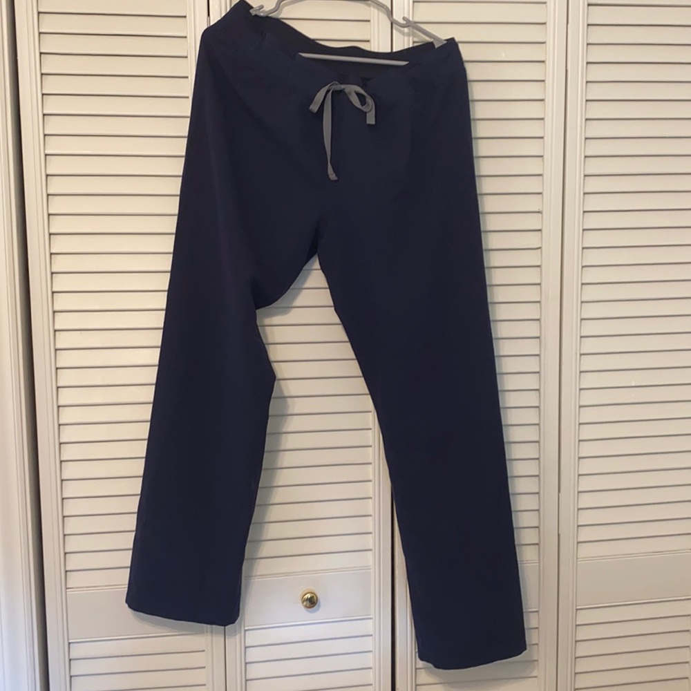 Navy Figs Livingston Scrub Bottoms